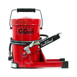 GREASER FOOT OPERATED 8KG TANK